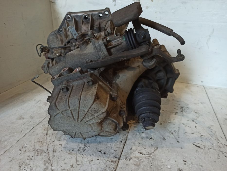 МКПП коробка передач Toyota Avensis T25 1.6 1.8 vvti 31115-05010 авенс