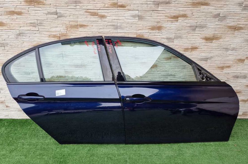 двери левые и правые BMW F30 розборка шрот