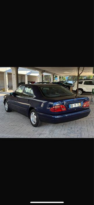 Mercedes-Benz E220 CDI
