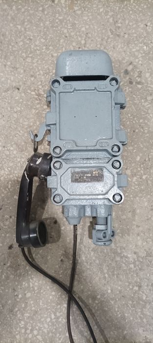 Stary telefon górniczy