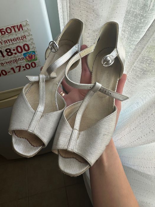 для бальних танців сандалі