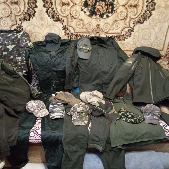 Военная форма бу в хорошем состоянии.