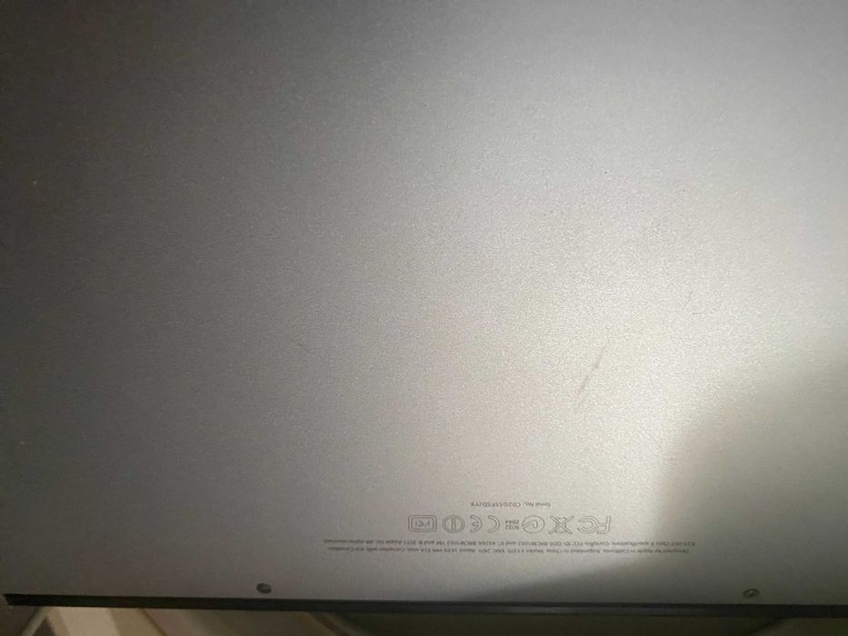 Apple MacBook Air A1370 | 2011
