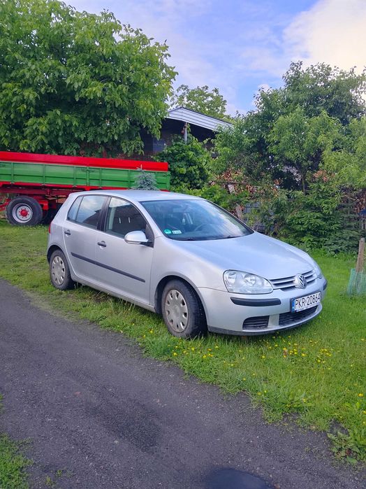 VW Golf V 1,4 Benzyna