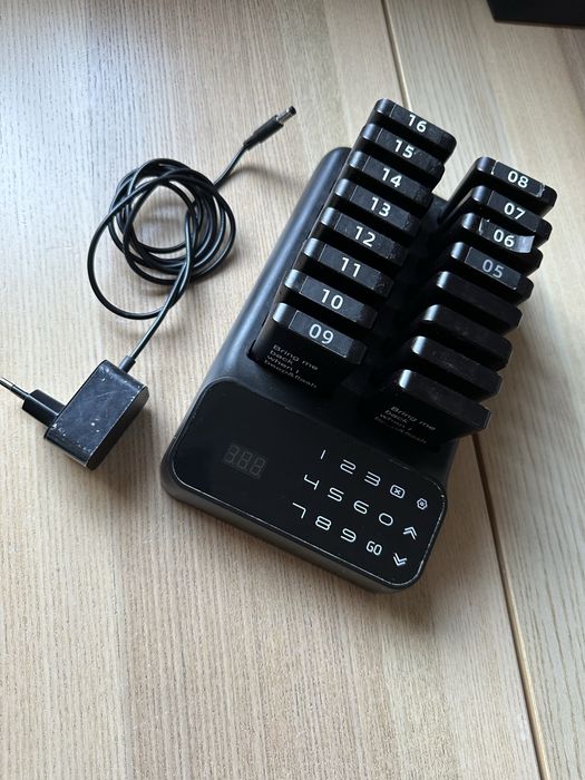 Pagery gastronomiczne przywolywacze 16 szt prawie NOWE