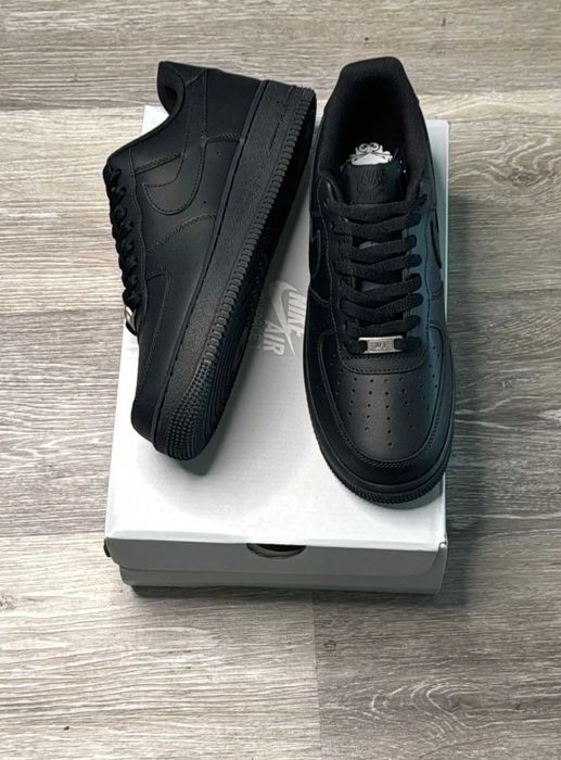 Nike Air Force 1 Low '07 Black R.40