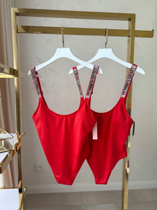 Слитный купальник зі стразами сваровски Виктория Сикрет