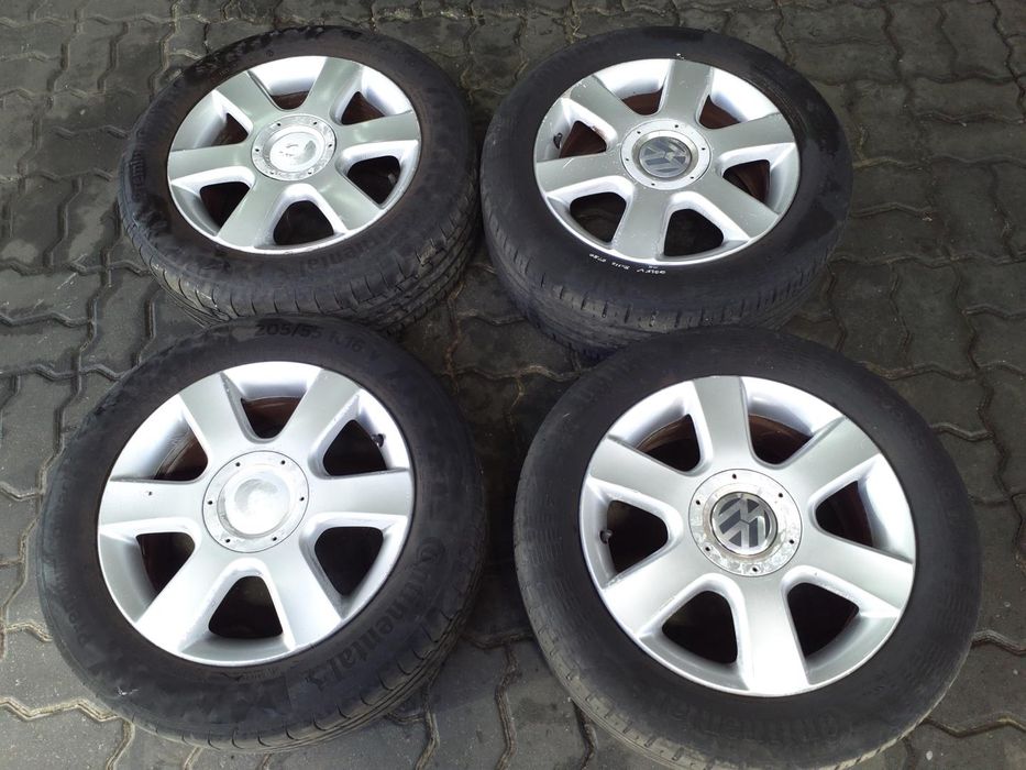 Jantes Vw R16 Com Pneus 205/55 Furação 5X112