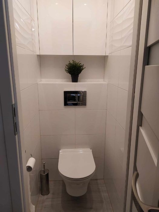 Wynajmę duży pokój z dużym balkonem