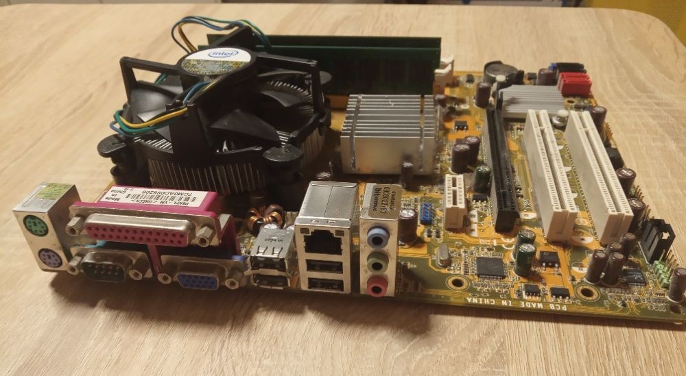 Płyta Asus P5KPL-VM + 4 GB Ram