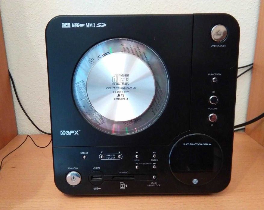 Продам аудиосистему GPX VM-i 808