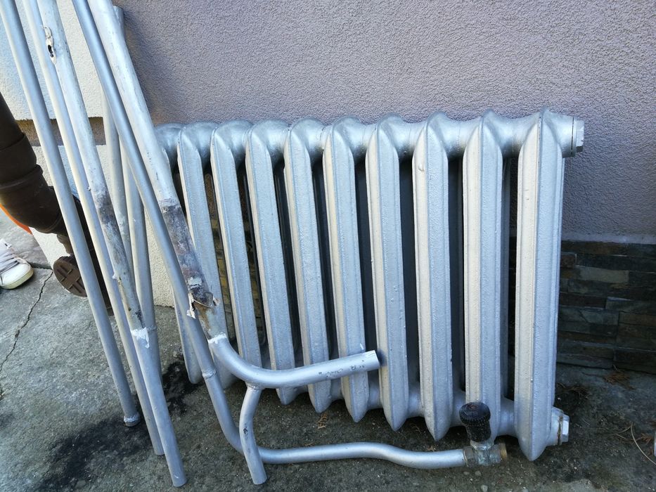 Grzejniki żeliwne kaloryfery centralne ogrzewanie CO