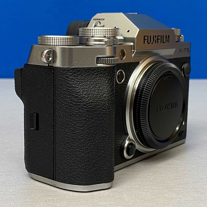 Fujifilm X-T5 (Corpo) - 40MP