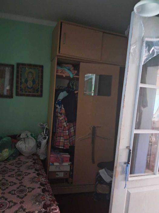 Продам частину будинку на П'ятничанах 0962
