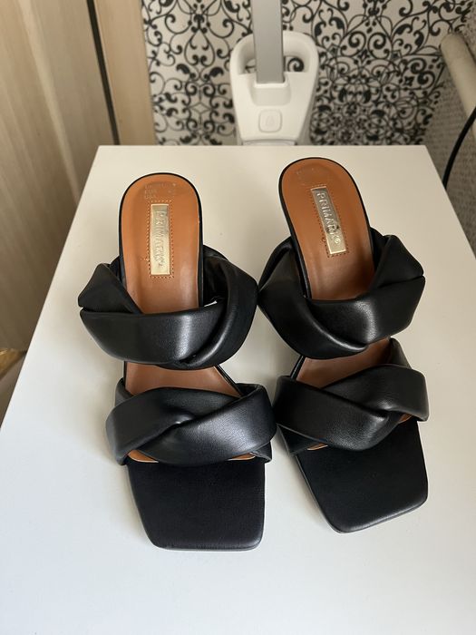 Босоніжки 38 р. Стан гарний