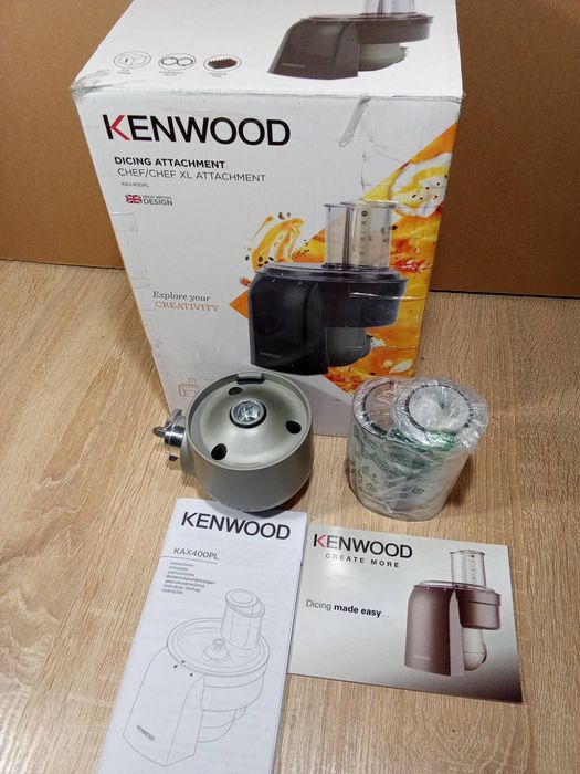 Редуктор стакан  для подрібнювача кухонного комбайна Kenwood KW715961
