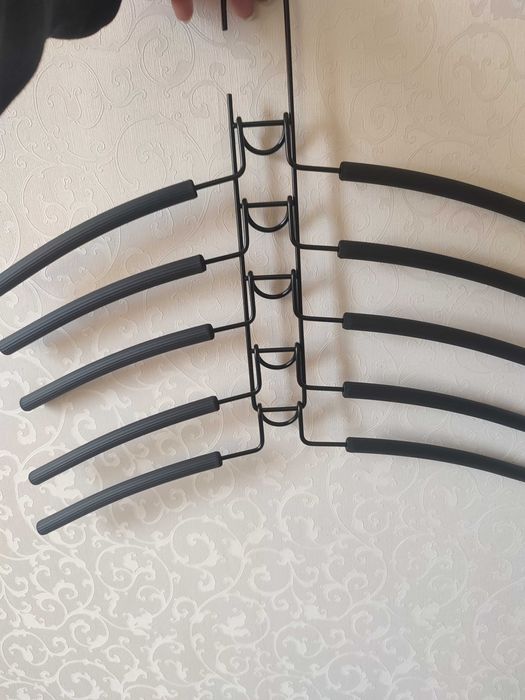 Багатошарова протиковзна вішалка для одягу  5 в 1