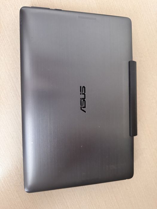 ASUS Transformer Book T100AM 2-в-1 (планшет + ноутбук) | 32 ГБ + 500 ГБ | Windows