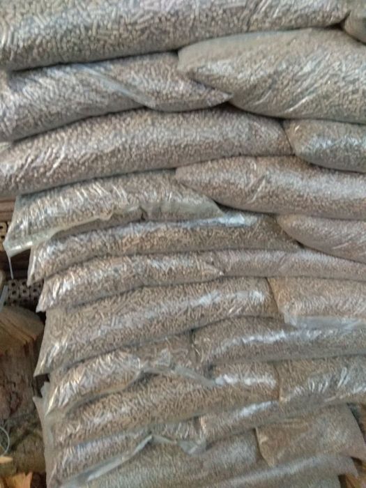 Брикети РУФ Вишгород Купить Пелети  Дуб дрова Брикети Київ Купить Руф