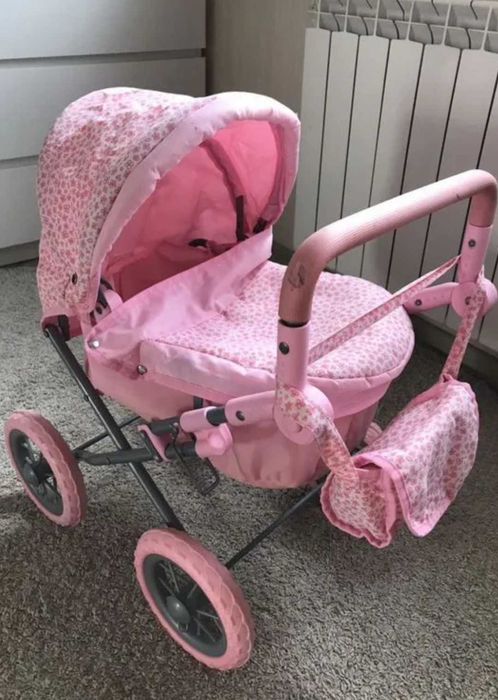 Коляска для кукол