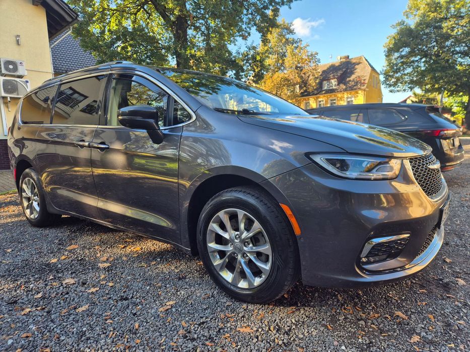 Chrysler Pacifica