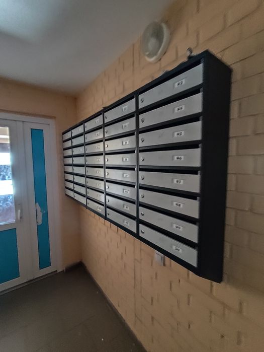 Продам 2-к квартиру з автономним опаленням!Біля озера!