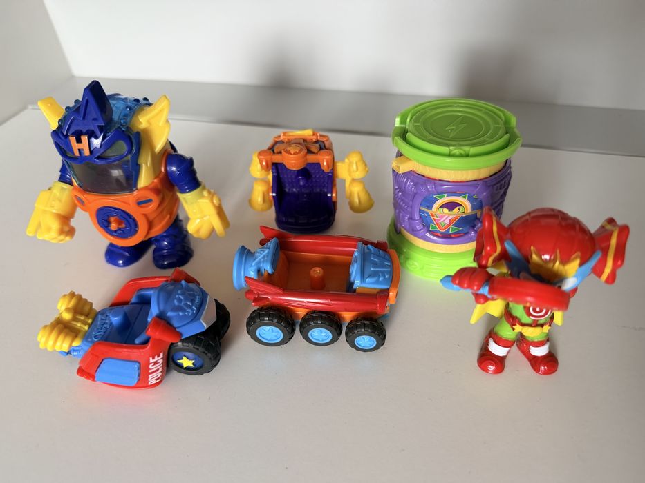 Super zings pojazdy, figurkq