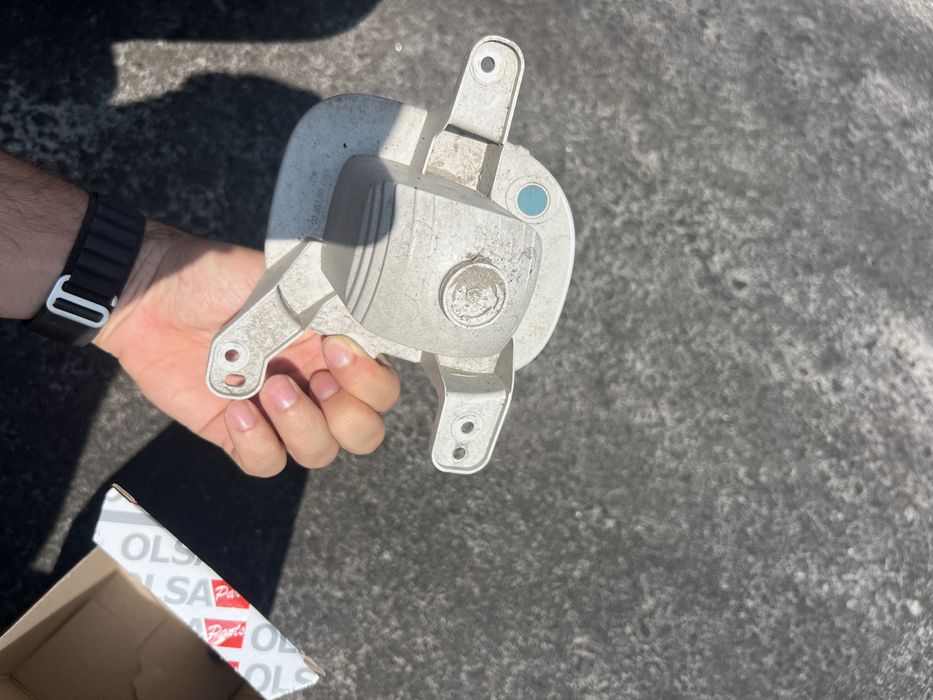 Светлоотражатель, катафот, заглушка в бампер Jeep Renegade