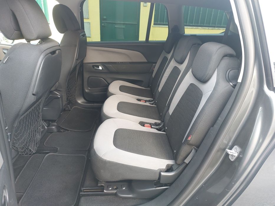 CITROËN  C4 SPACETOURER 1.6 HDi 115 cv  Ano 2015  Garagem  Revisão Completa feita  7 Lugares  como  nova  muito económica