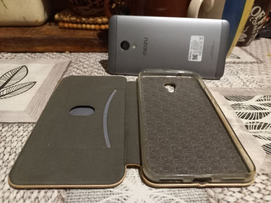 Продам телефон Мейзу 5s .