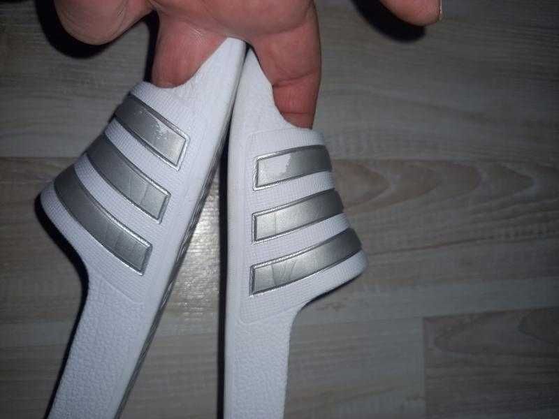 Шлепки    adidas