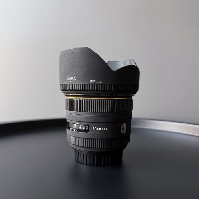 Canon 5D Mark II + Sigma 50mm f/1.4 + Canon EF 24mm f/2.8