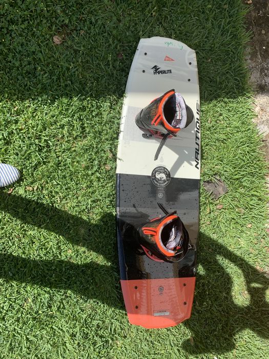 Prancha de wake board hyperlite