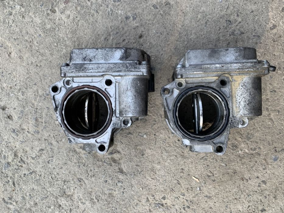 Дросільна заслонка Audi VW Skoda 1,9 2,0 TDI 03G128063C