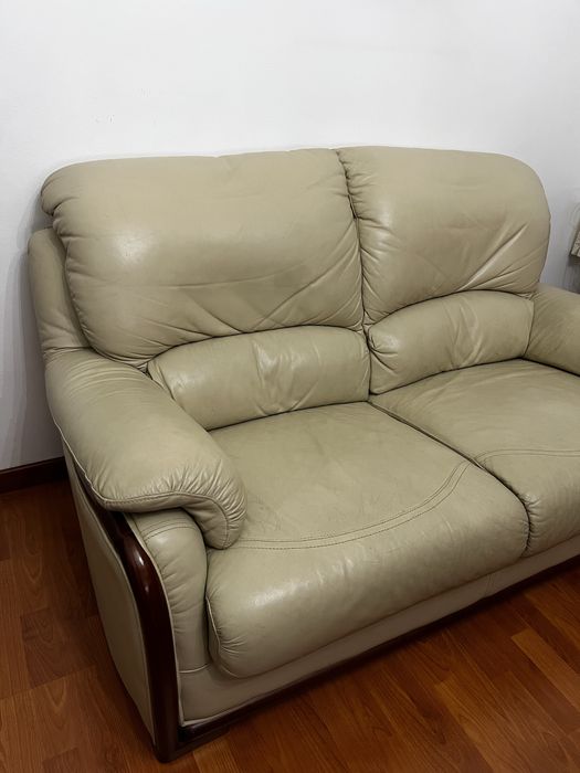 Sofa bege 2 lugares