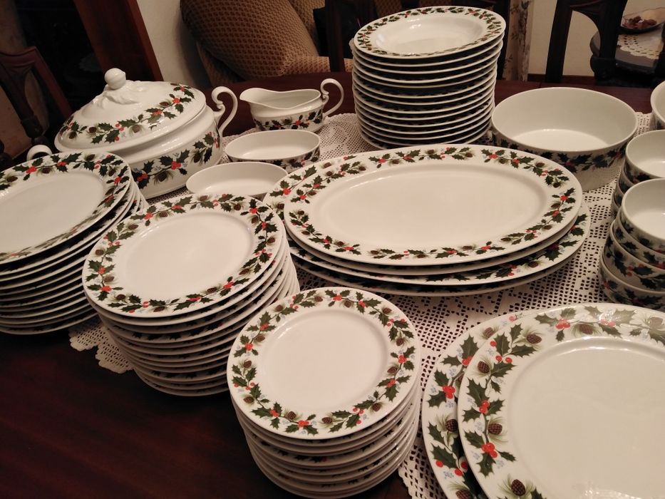 Serviço de Porcelana Spal com Motivos de Natal