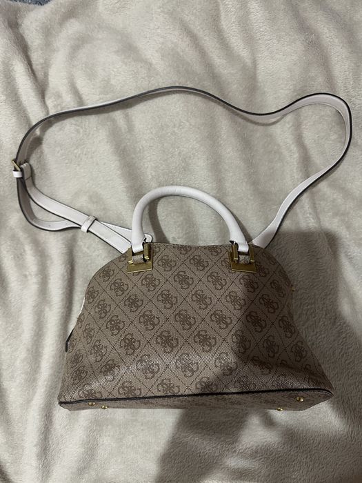 Vendo mala GUESS NOVA