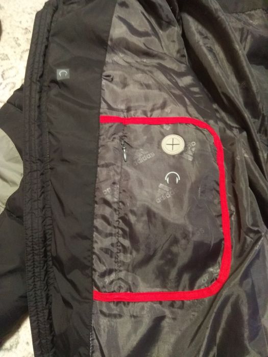 Продам подростковую куртку Adidas