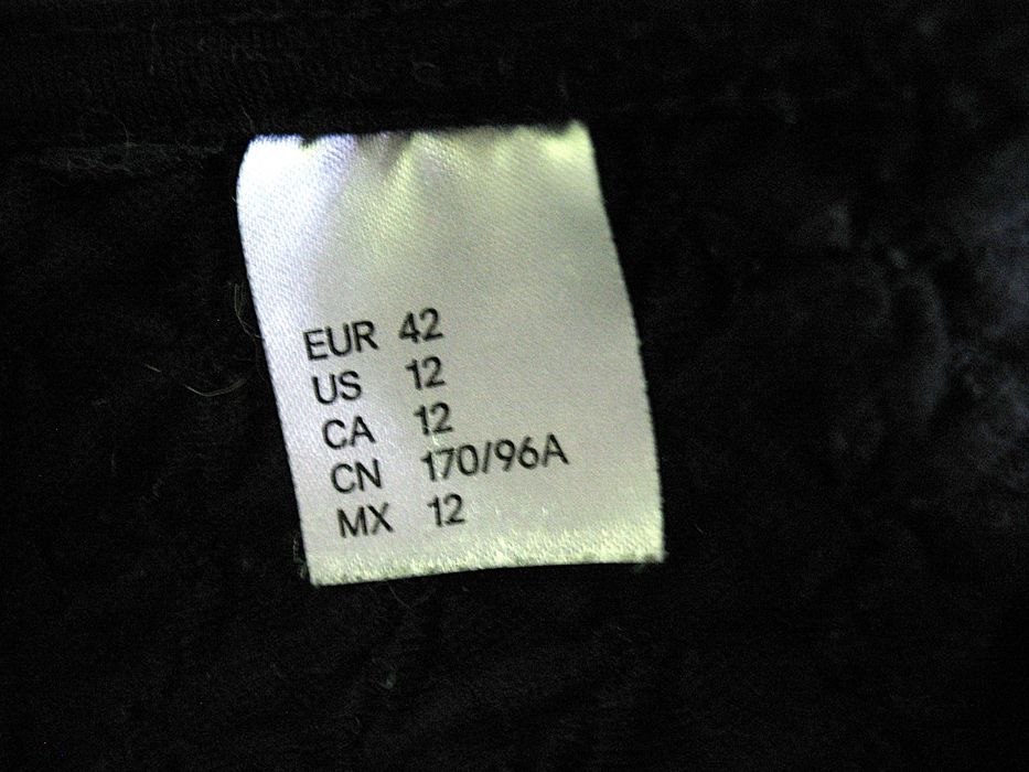 Sukienka - czarna - 40 / 42 - biust 85 - 100 cm