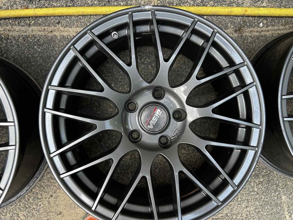 Продам диски  R 17 с датчиками давления