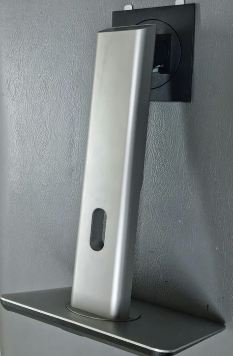 Dell UltraSharp Monitor
Model: U2414h64738555717763122