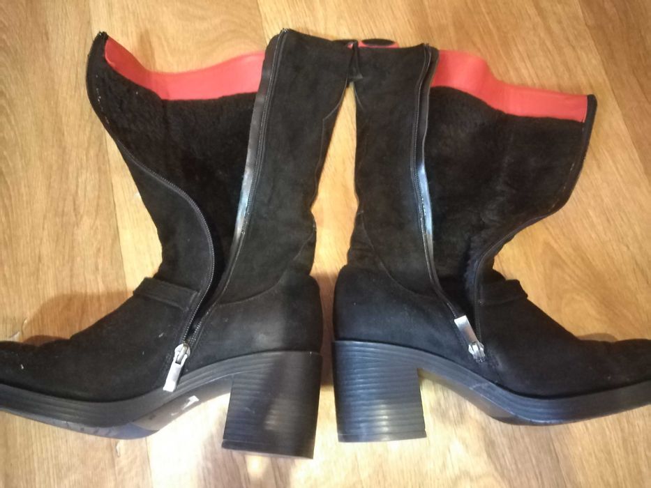 Стильні зимні сапоги