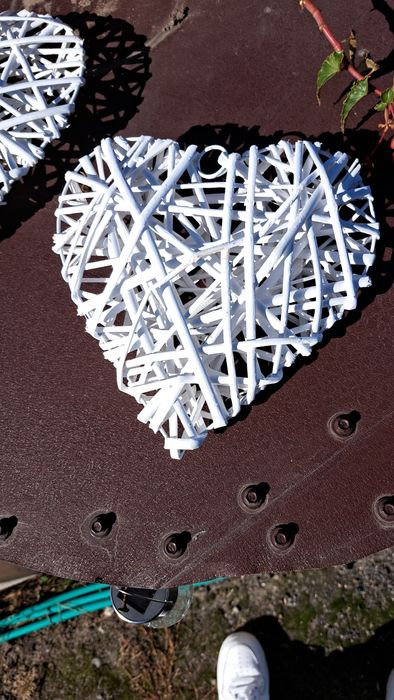 Wiklinowe serce białe 35cm