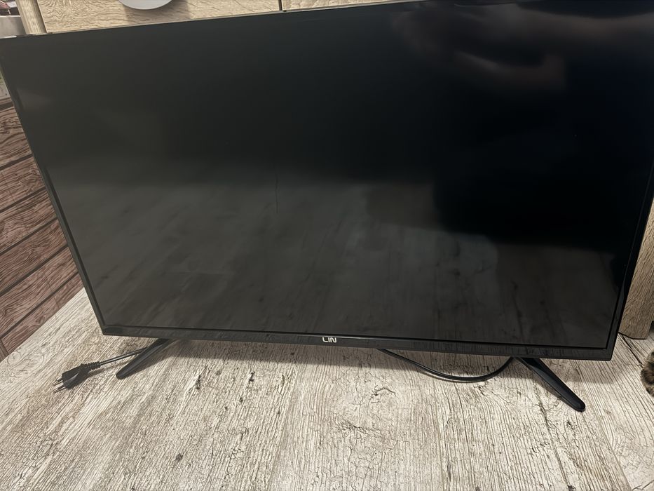 Telewizor LIN 32D1700 SMART 32” Full HD – obsługa sygnału 4K (30Hz)