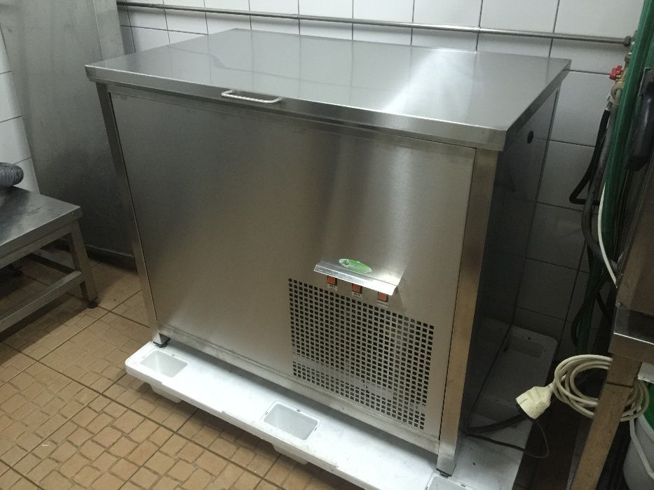 Demolhador de bacalhau totalmente construído em aço inox novo