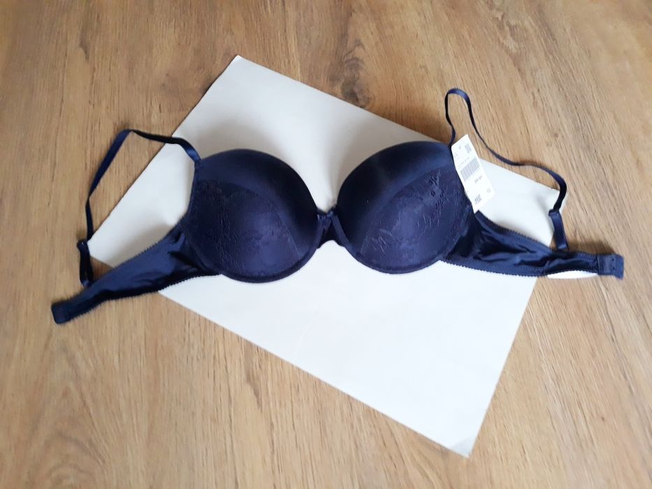 80/B C&A Німеччина ажурний ліф бюстгалтер ліфчик жіночий новий бюстьє