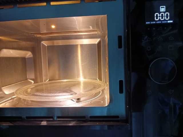 kuchenka mikrofalowa do zabudowy AEG