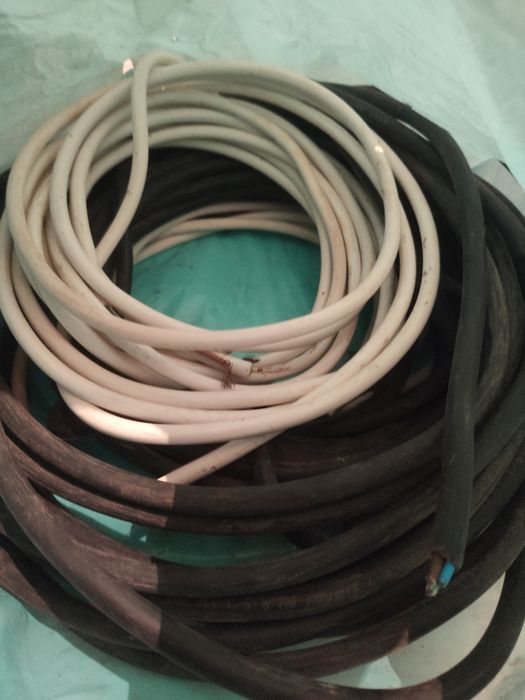 Cabos elétricos vários