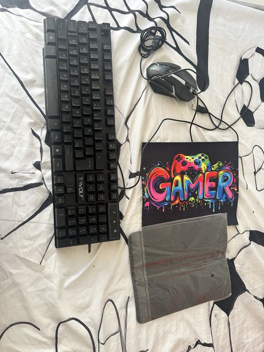 Acessorios gaming teclado e rato
