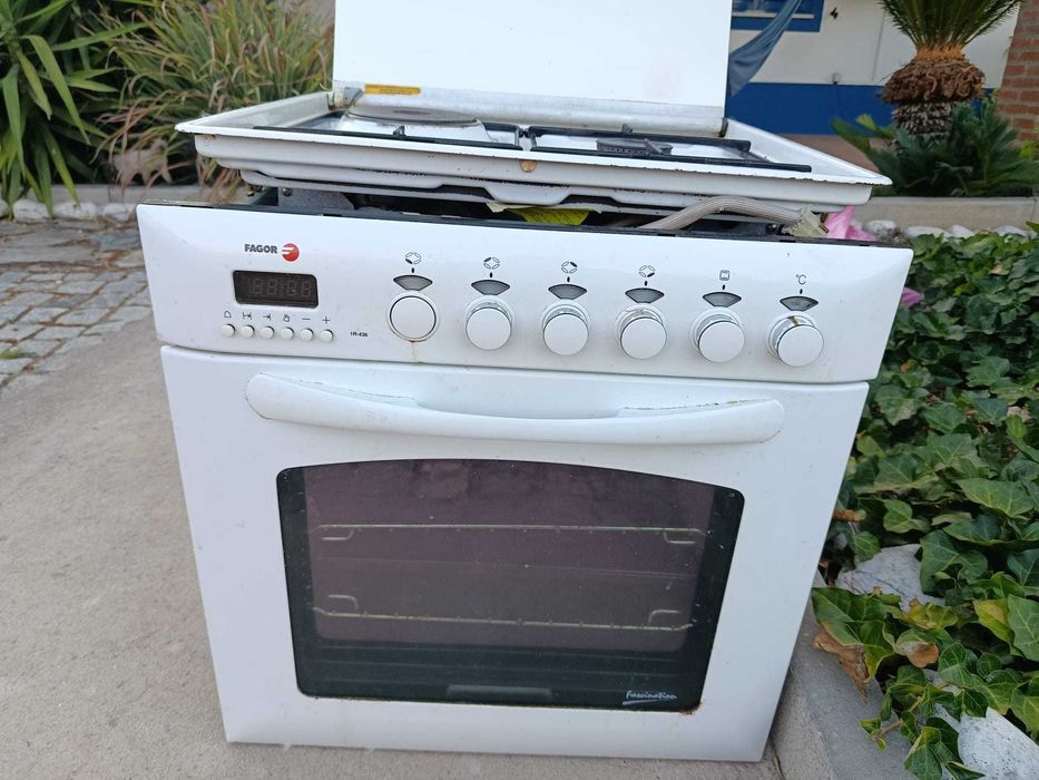 Forno e placa de encastar eletrico/gas
